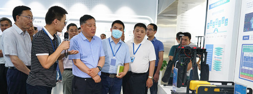 安徽省生態(tài)環(huán)境廳黨組書記、廳長(zhǎng)賀澤群帶隊(duì)到中水三立調(diào)研指導(dǎo)
